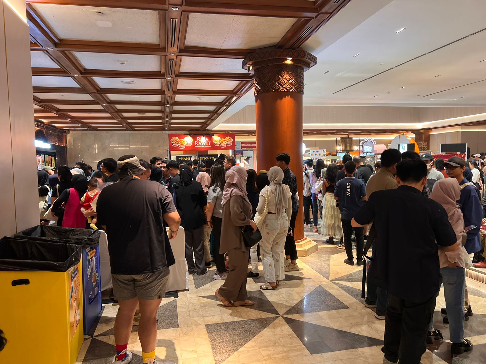 tempat sampah event