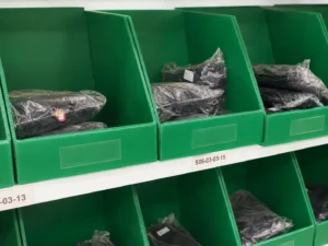 Tempat penyimpannan barang dengan bin box ALVAboard