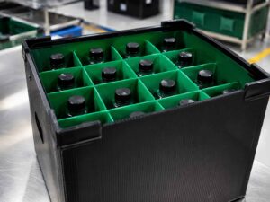 ALVAboard polypropylene divider with an interlock system for separating box compartments