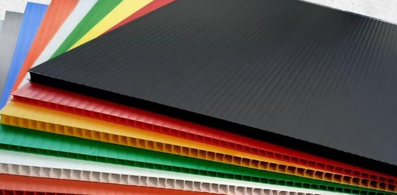 triplek plastik tebal Thick Plastic Plywood