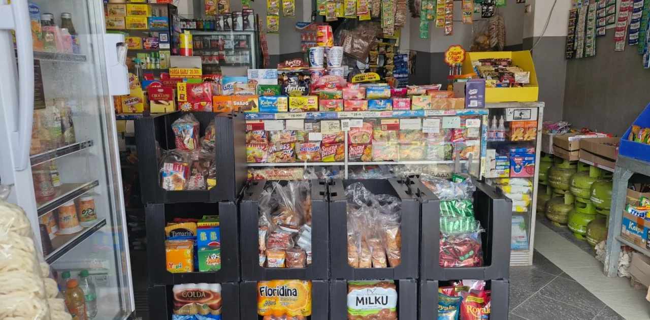 tips agar toko terlihat menarik dan rapi