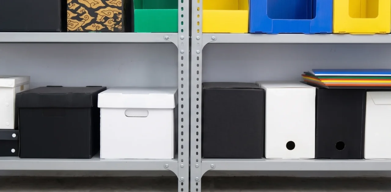 Various industrial packaging and logistics boxes made from ALVAboard PP board material.